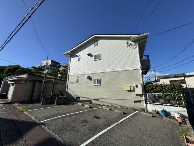 リビング西山町