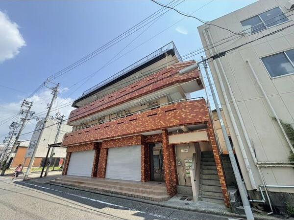 メゾン呼続