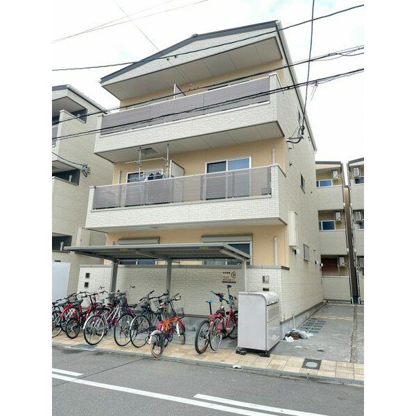 F MAISON LORE II番館