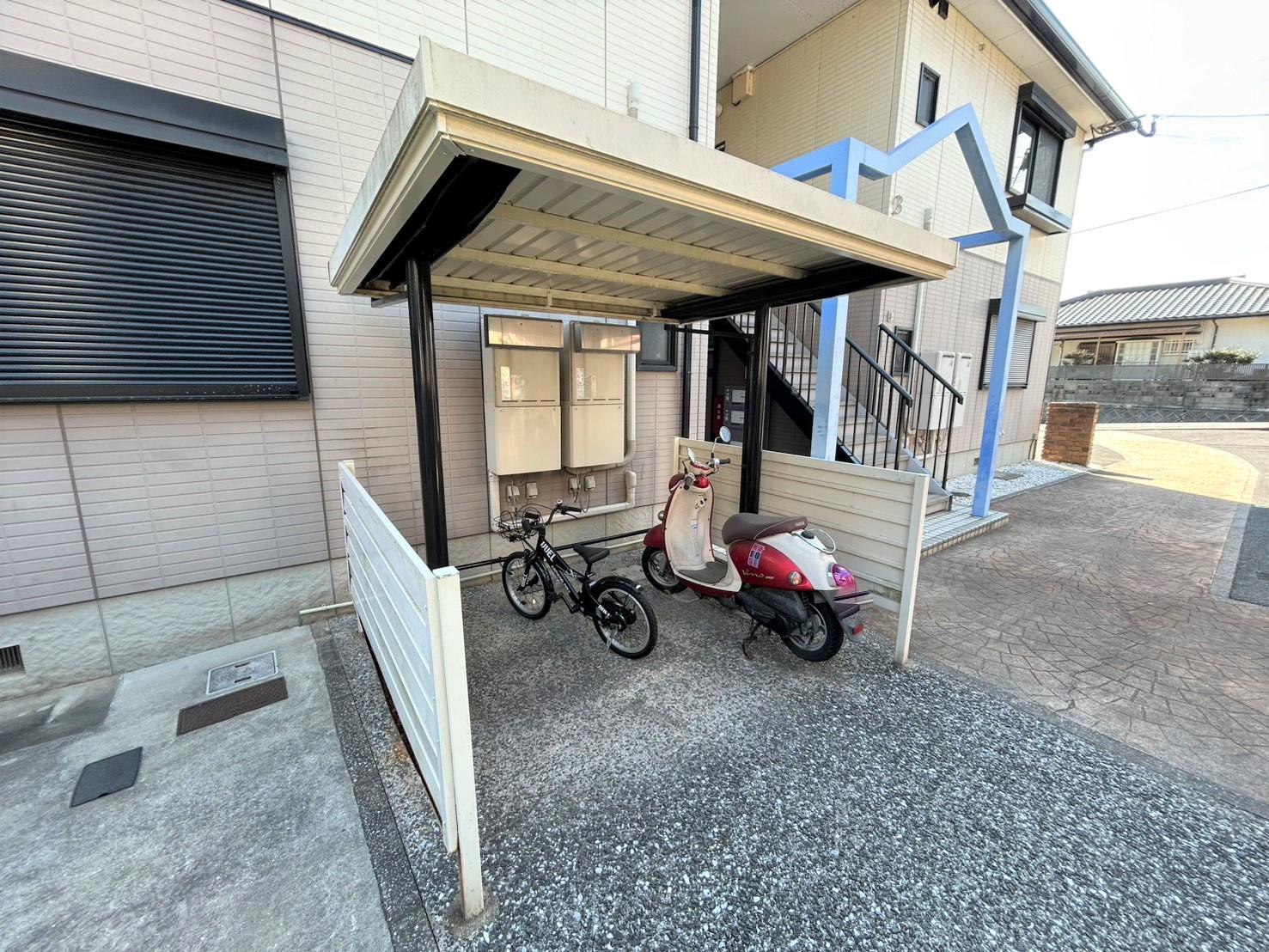 ヴィラージュ中吉田A棟