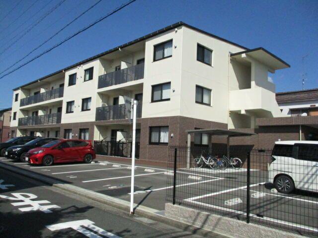 田畑ハイツルシアスI