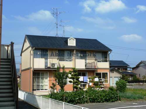 ファミール山本