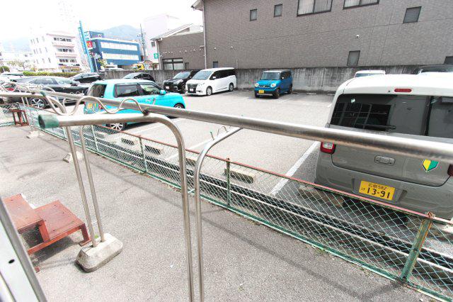 中吉アパートB棟
