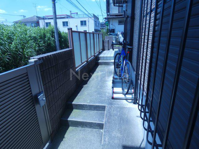 グリーンライン 東山田駅 徒歩3分 2階建 築19年