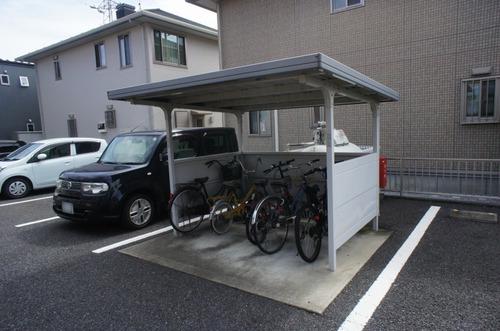 シャーメゾンなでしこB