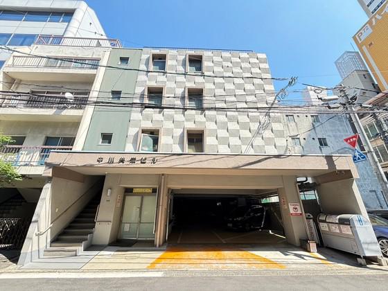中川共栄ビル(1DK/2階)の外観写真