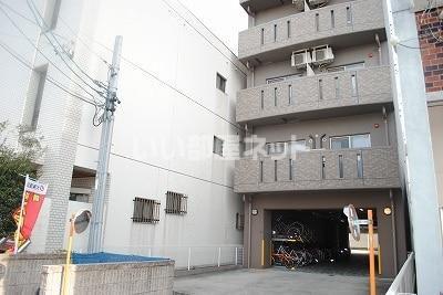 クラウザン徳川