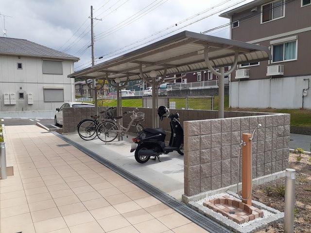 イリーデ谷上 II