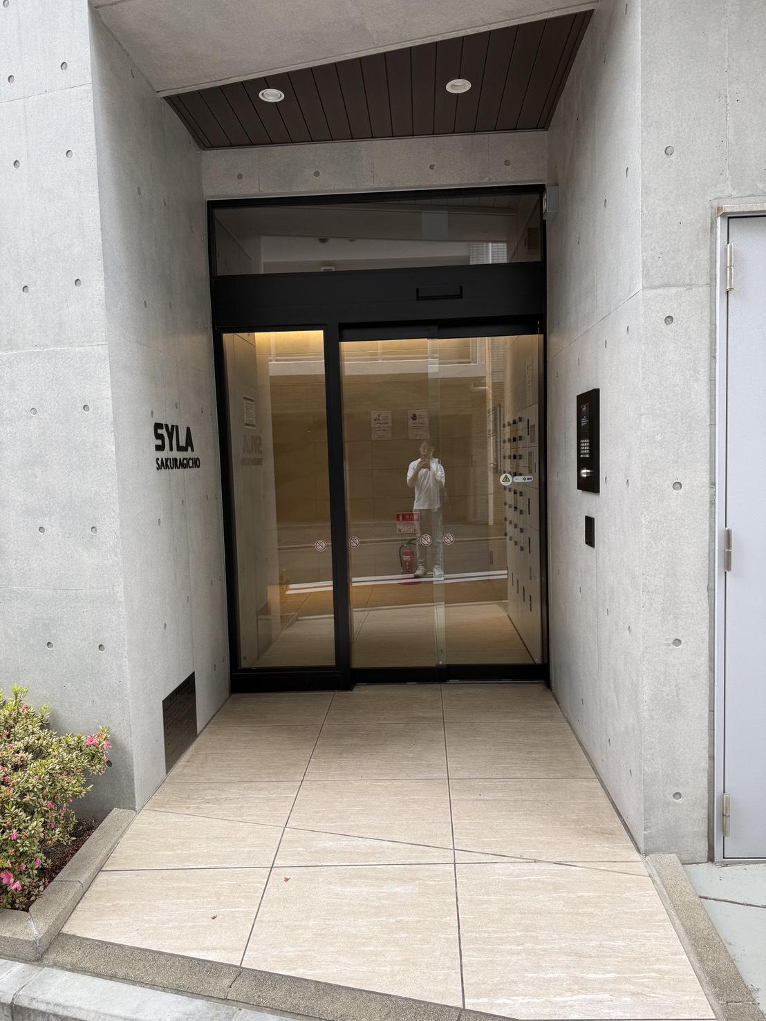 シーラ 桜木町
