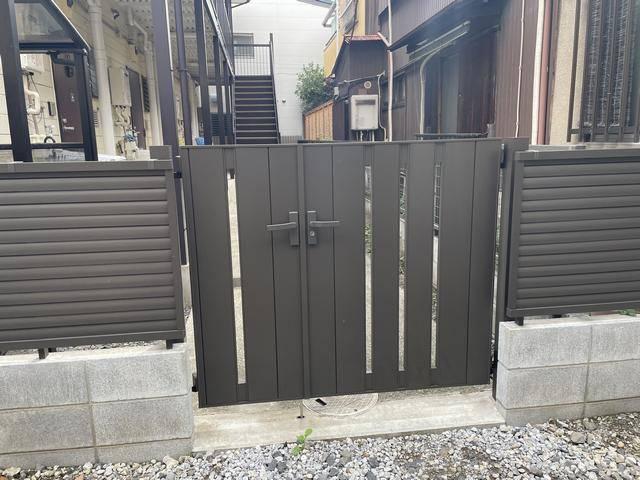 フラット根津2