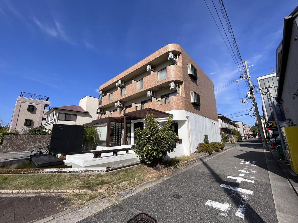パセオ西宮・北口町(1K/3階)