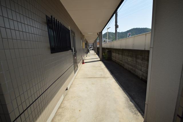 サンヒルズ西今宿