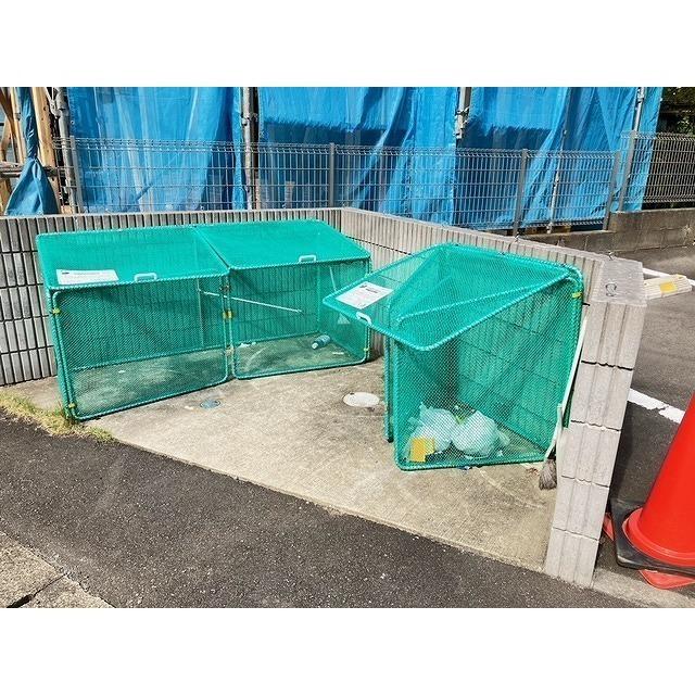 フローラ V