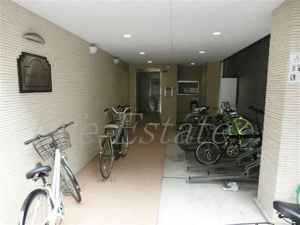 ベルメゾン本町マンション