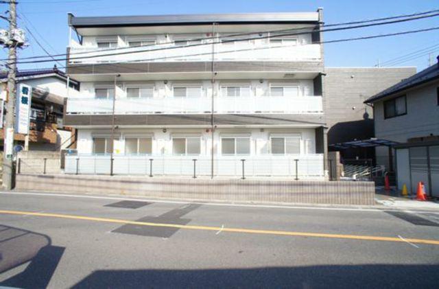 埼玉高速鉄道 鳩ケ谷駅 徒歩8分  築9年