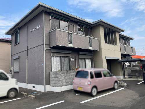 シャーメゾン鈴木