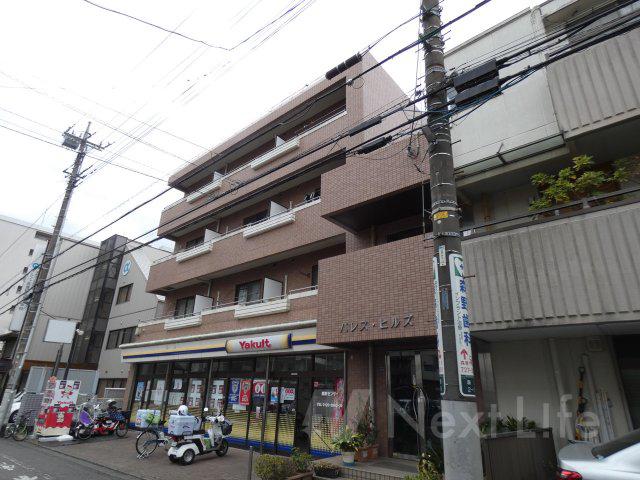パレスヒルズ