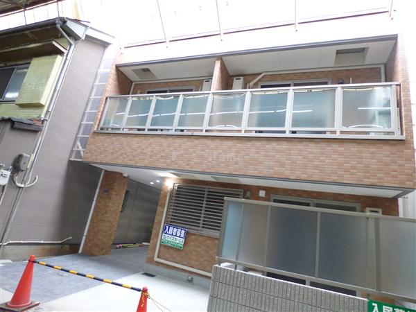 リヴェールハウス