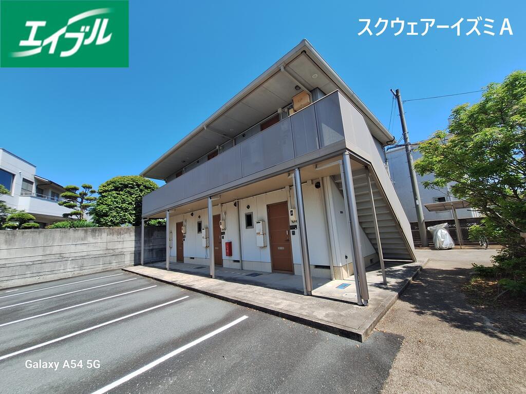スクウェアーイズミ A棟