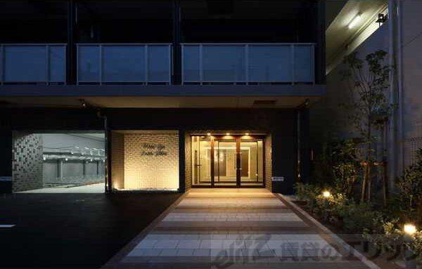 ワールドアイ江坂アルバ