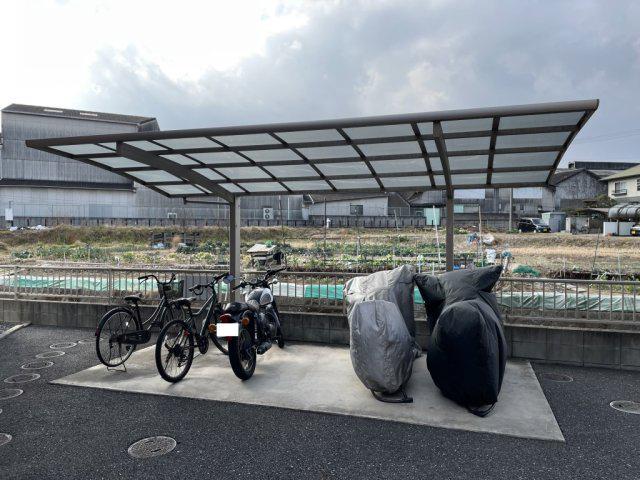 コンシェルジュ福井A棟