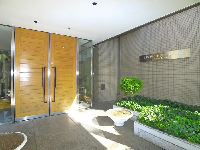 INSURANCE BLDG.XIV