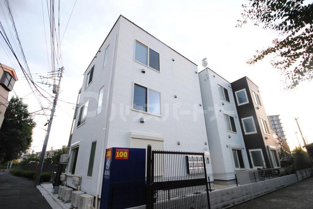 クレスト立石