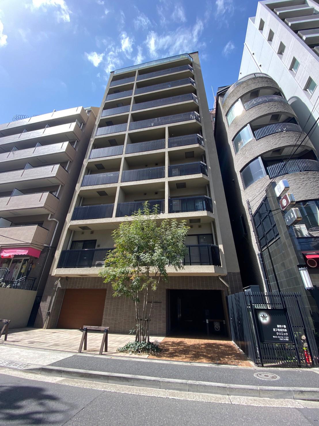 AZABU PARKHAUS