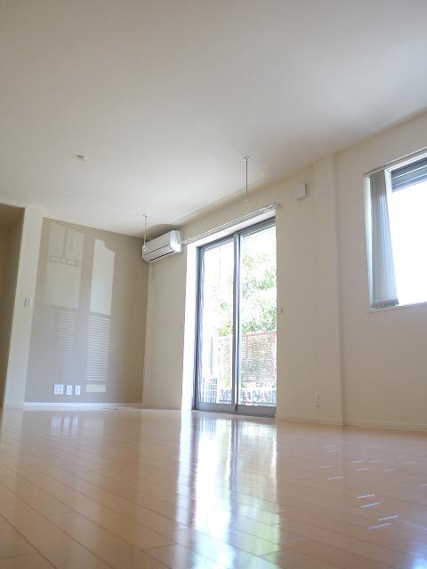 BAY FLAT