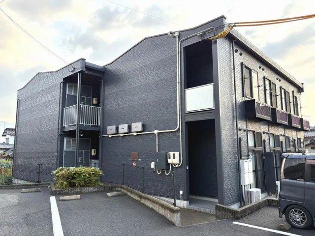 レオパレスプレミール八木