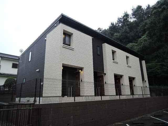 ラフレシール 別所