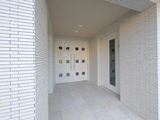 BRIGHTON COURT N20