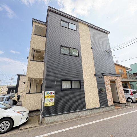 コスモヒルズ