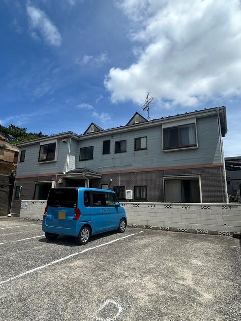 カーサTIKI鬼越(2DK/1階)