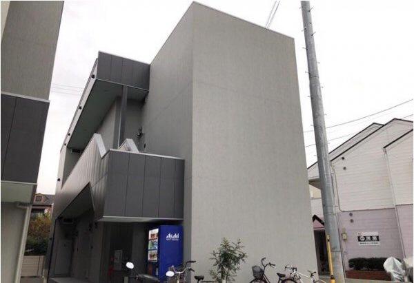 クラスティーネ井尻