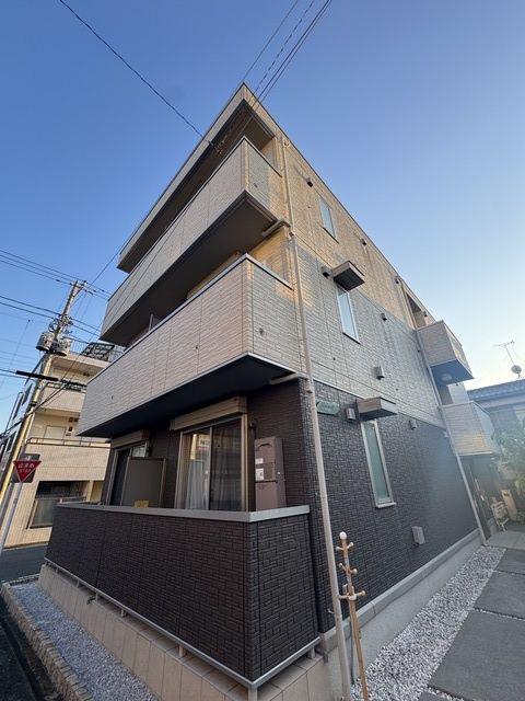 クリエスト