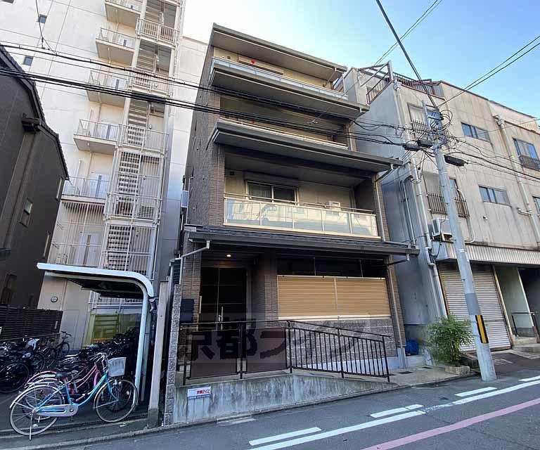 千坂御所南II番館