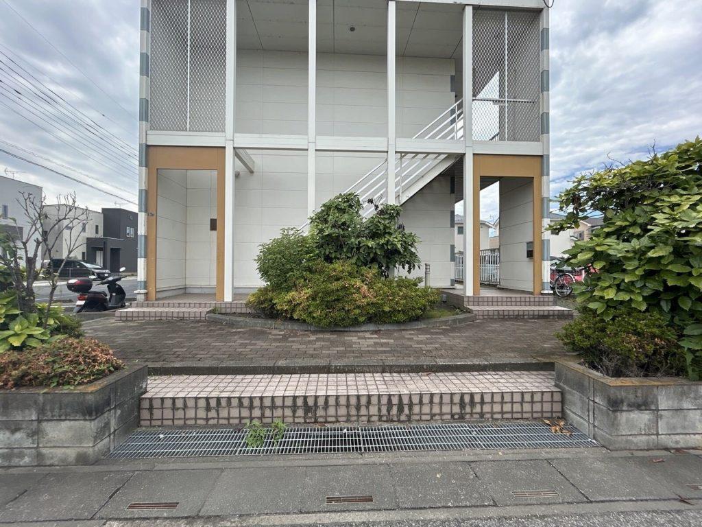 レオパレスブルーム