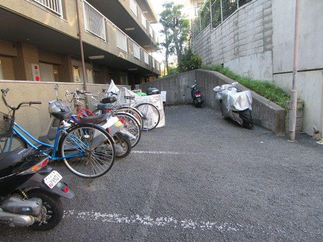 千里セピアテラスII