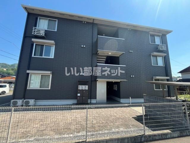 ブリシア