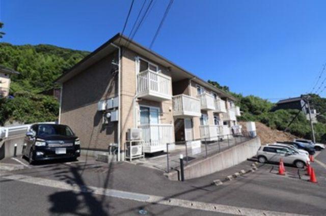 ロイヤルガーデン小佐世保A棟
