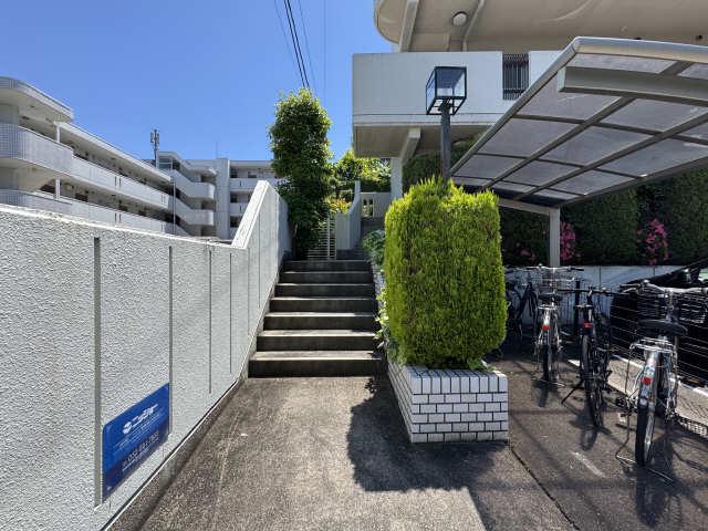 八雲ファーストハイツ