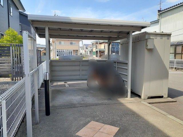 ドミール家久D