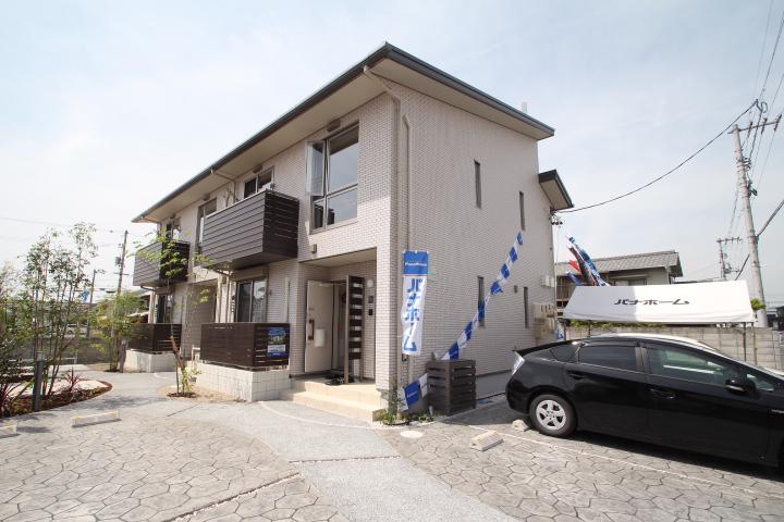 ラシーネ西長瀬