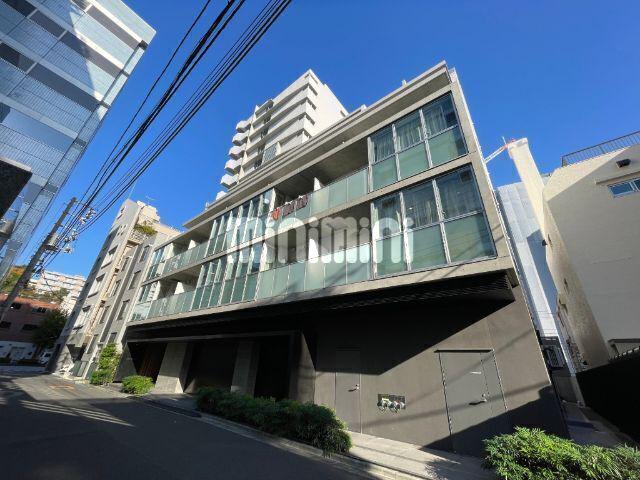 JEEK BLAU MOTOMACHI
