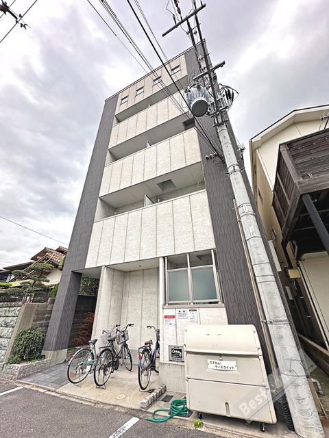 エヌエムディズユイット