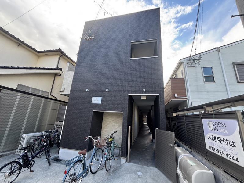 トラスティ本町