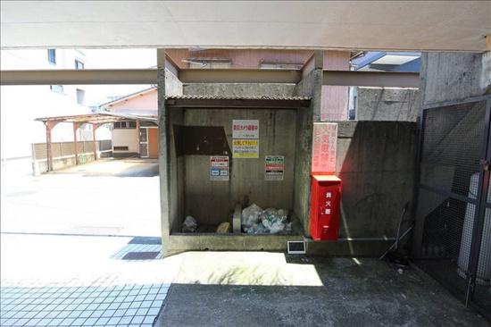 新屋敷3丁目マンション