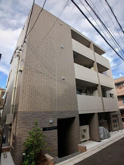 トロワ グラス