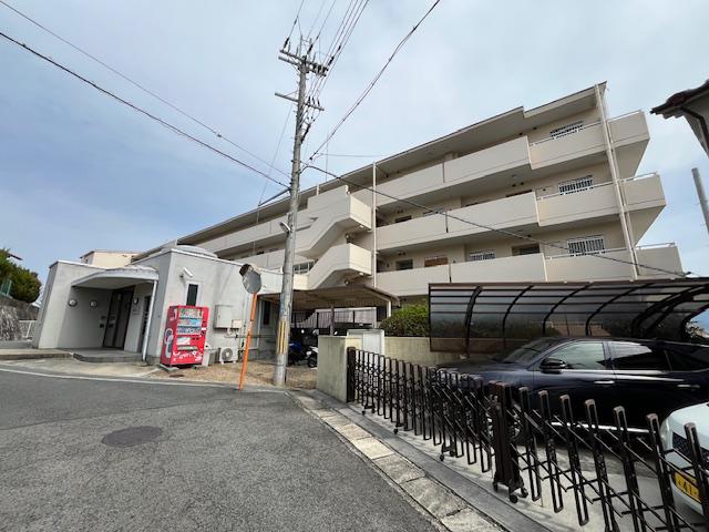 グランパス富田林